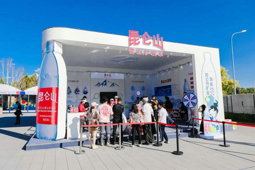 尤其在面对 尤其在面对