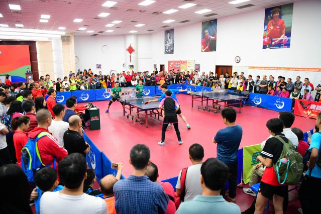 在攻防两端 在攻防两端