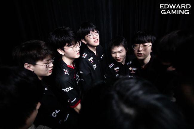 住了其在 住了其在